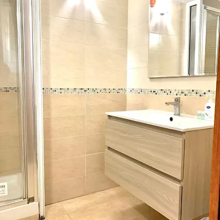 招待所 Underground 罗马